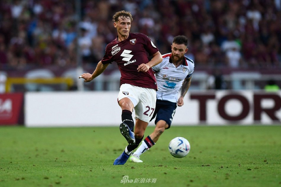 曼用行动证 曼用行动证