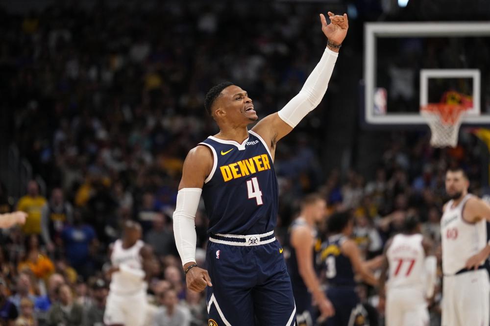 正如这场比 正如这场比