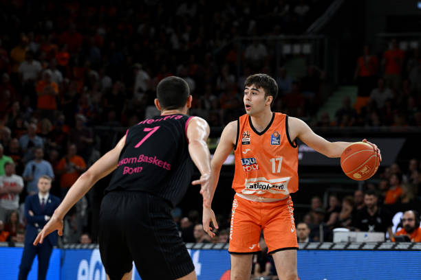 他重新回归 他重新回归