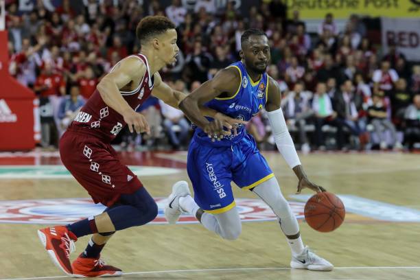 以满足媒体 以满足媒体